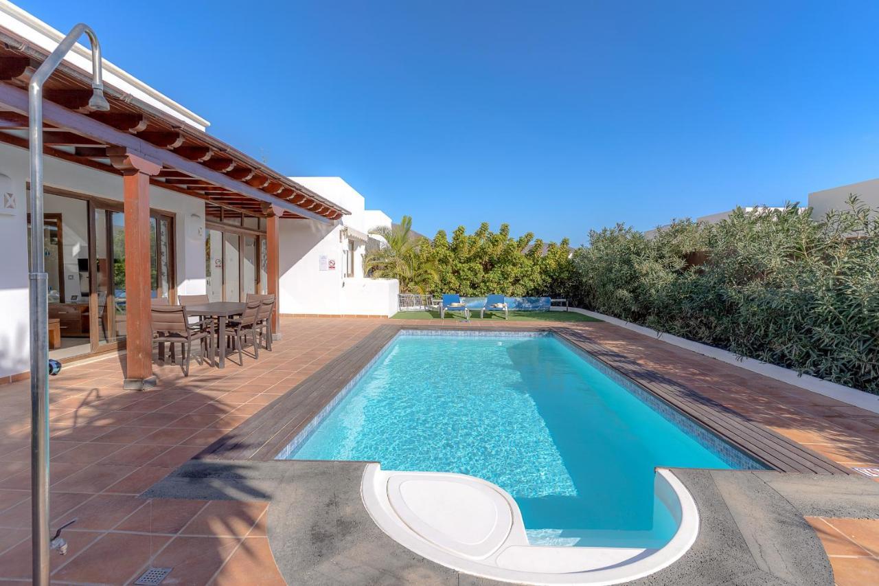 Villa Alegria Playa Blanca  Buitenkant foto