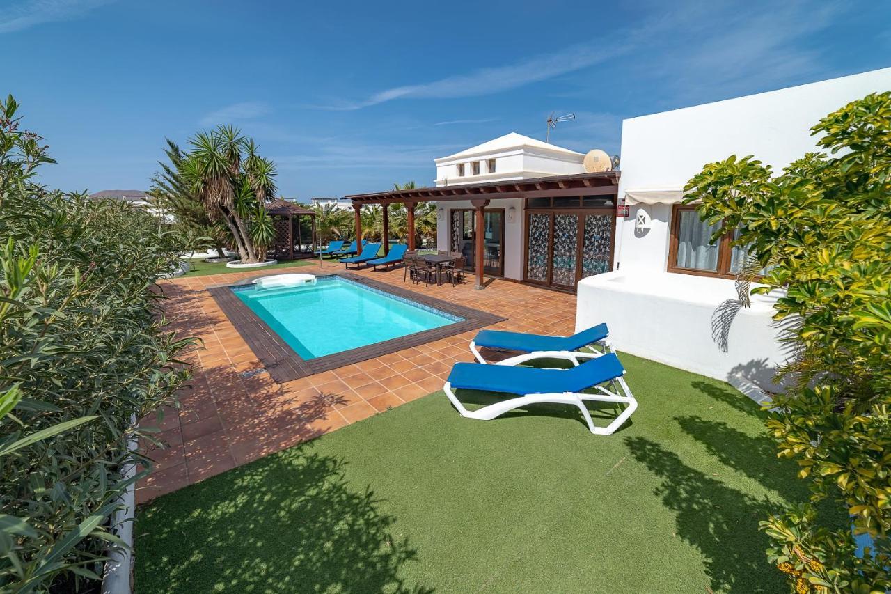 Villa Alegria Playa Blanca  Buitenkant foto